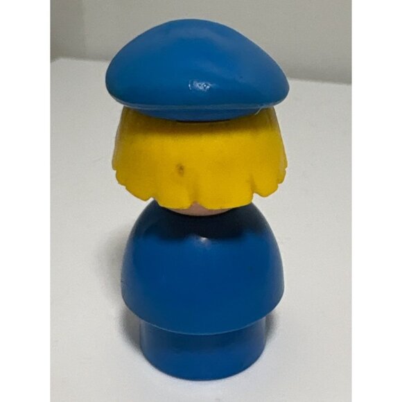 Vintage Fisher-Price Little People Policewoman Police Figure - Picture 4 of 6